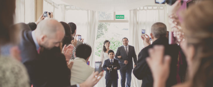 Los 5 mejores consejos para evitar que tus invitados arruinen las fotografías de tu boda | FILHIN